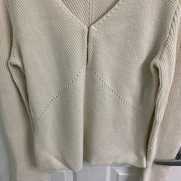 Long sleeve cream color sweater from Express XL - Picture 4 of 7
